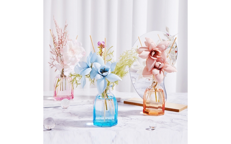 Artificial flower reed diffuser