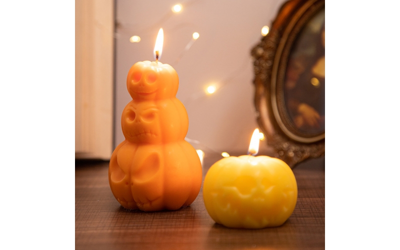 Halloween pumpkin candle