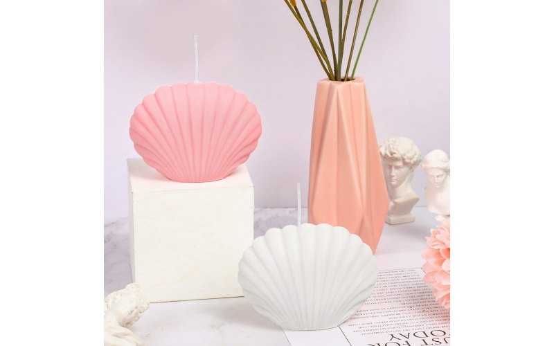 Seashell shape candle